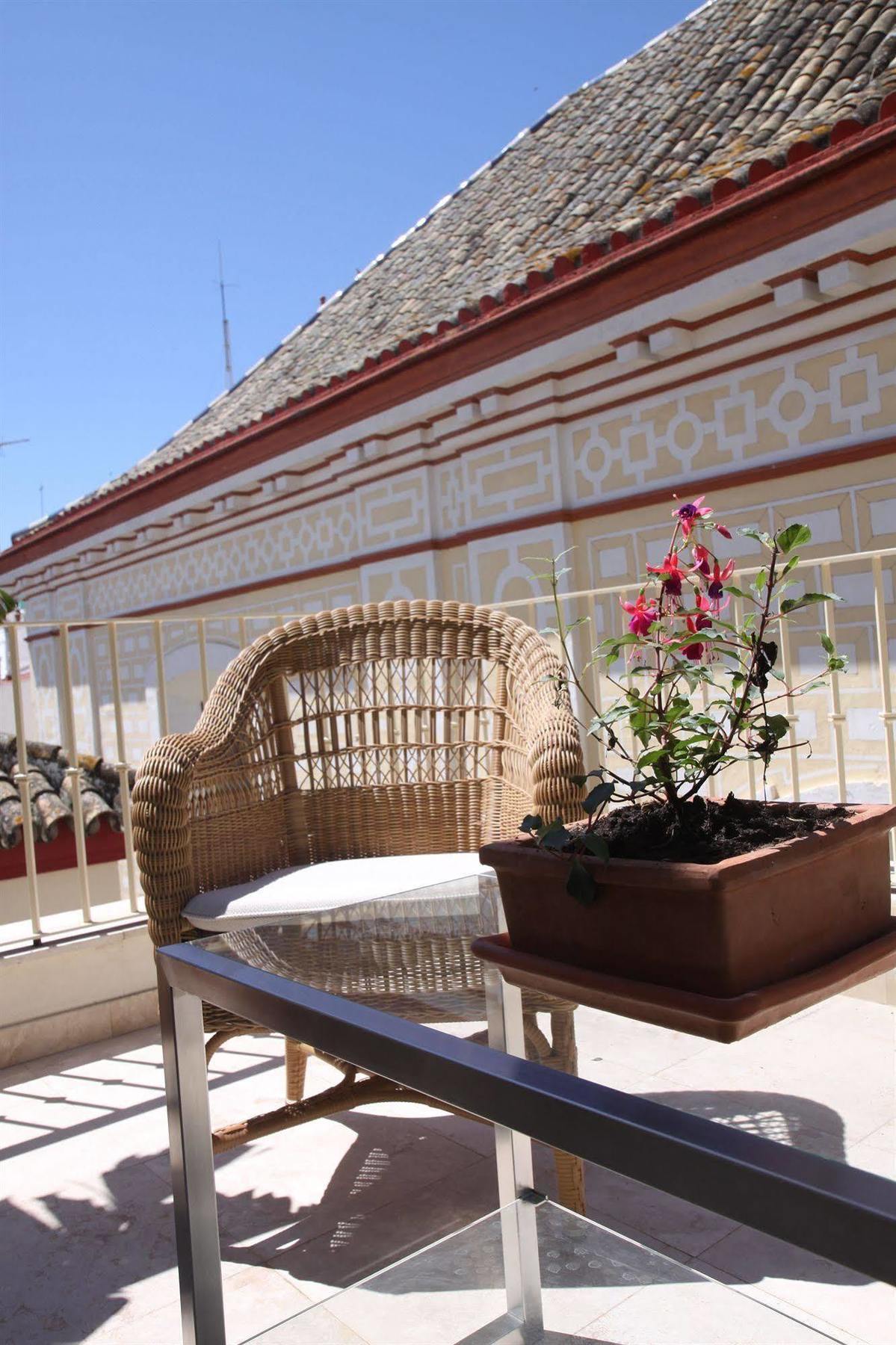 Hotel Casa Del Poeta Seville Exterior photo